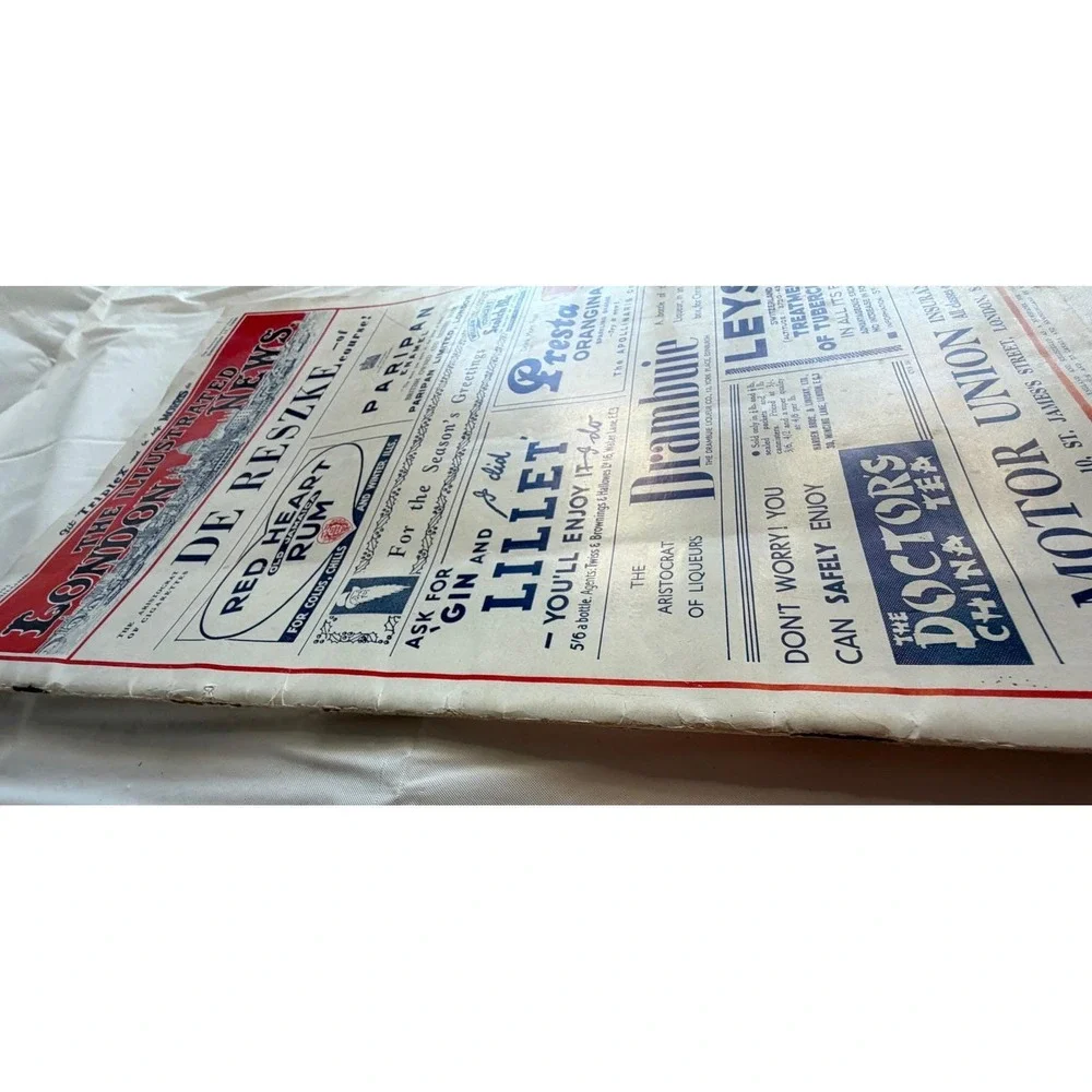 Vintage 1938 The Illustrated London News December 17 Dewars White Label Ad